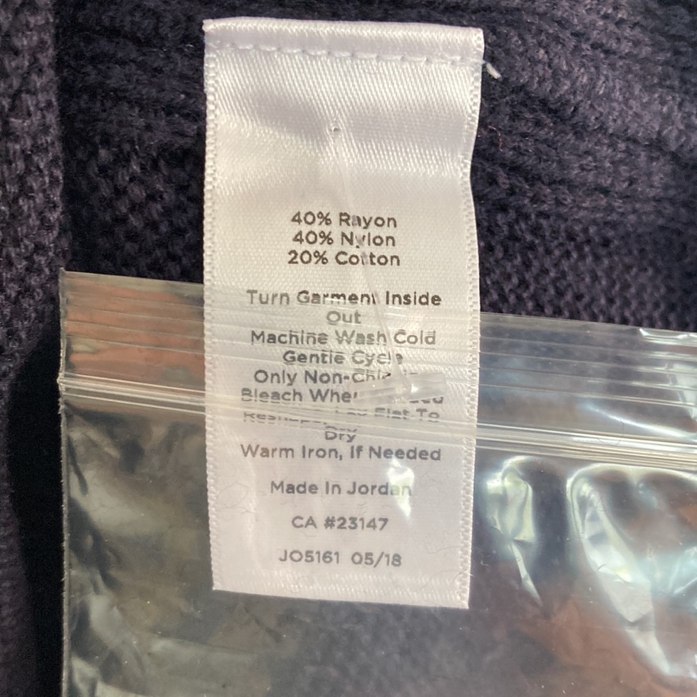 Talbots Sweater - Picture 7 of 7